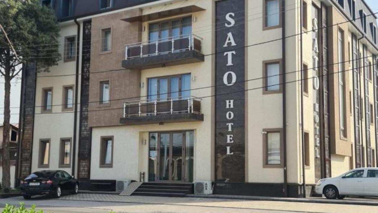 Real photos of Sato (Sato)
