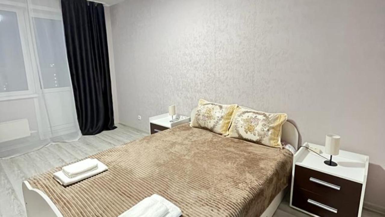 Real photos of Rent in White Roses on Karamzin Street