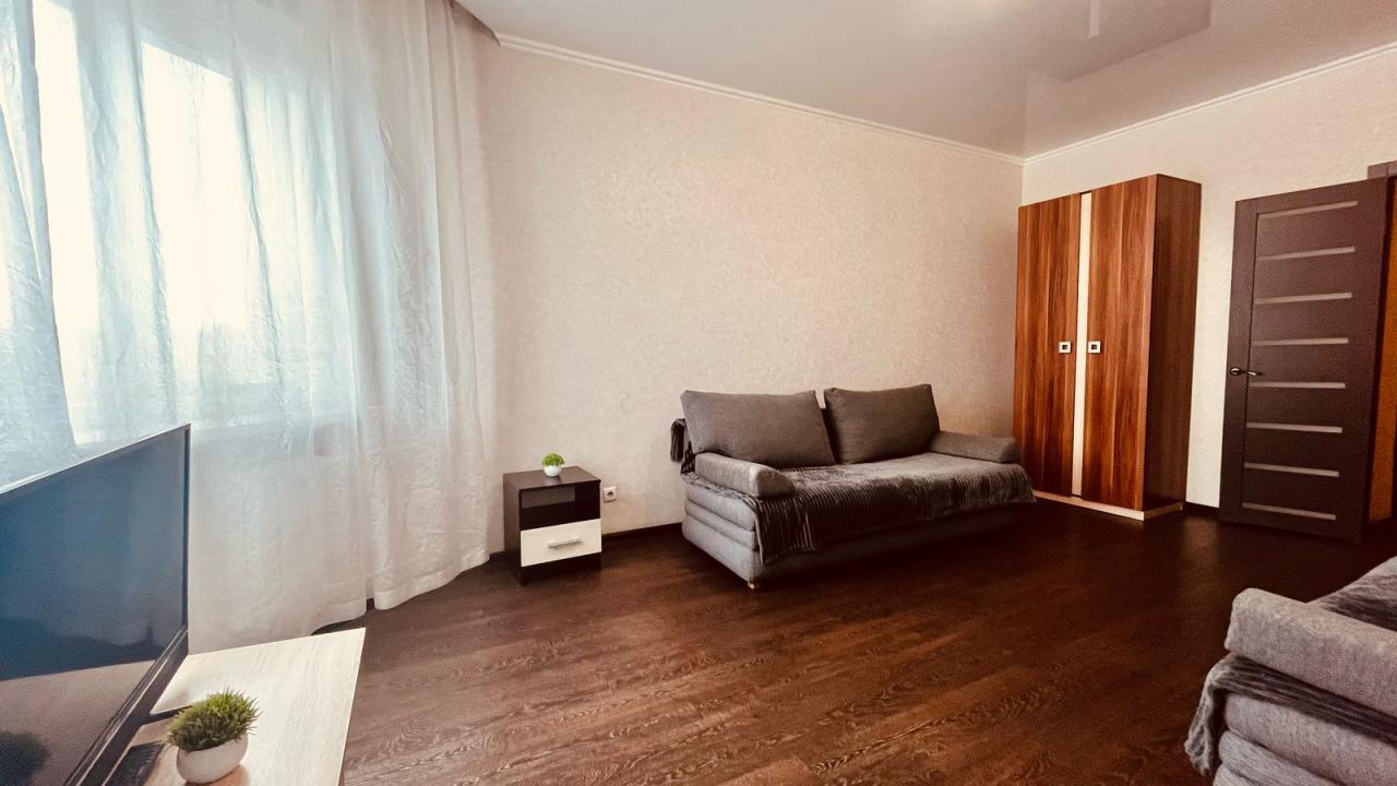 Реальные фото Level Apartments on 24 Embankment Street