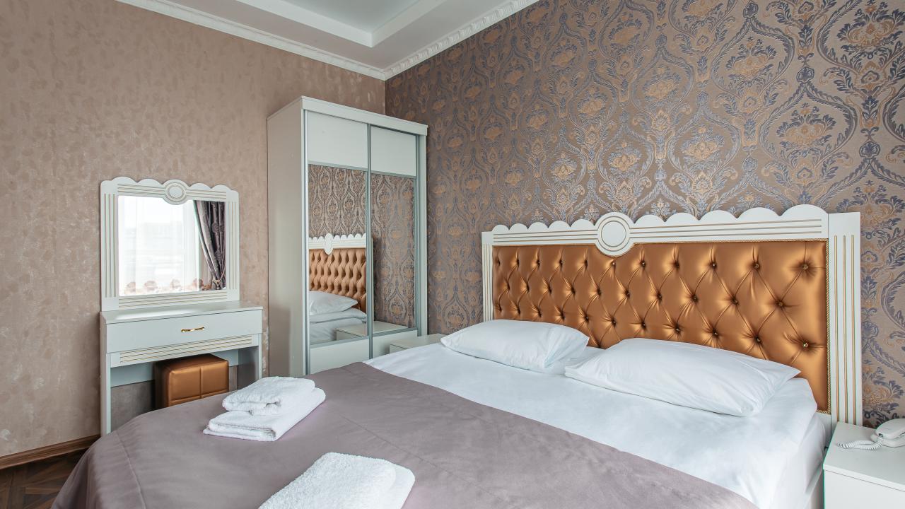 Real photos of Araz Palace