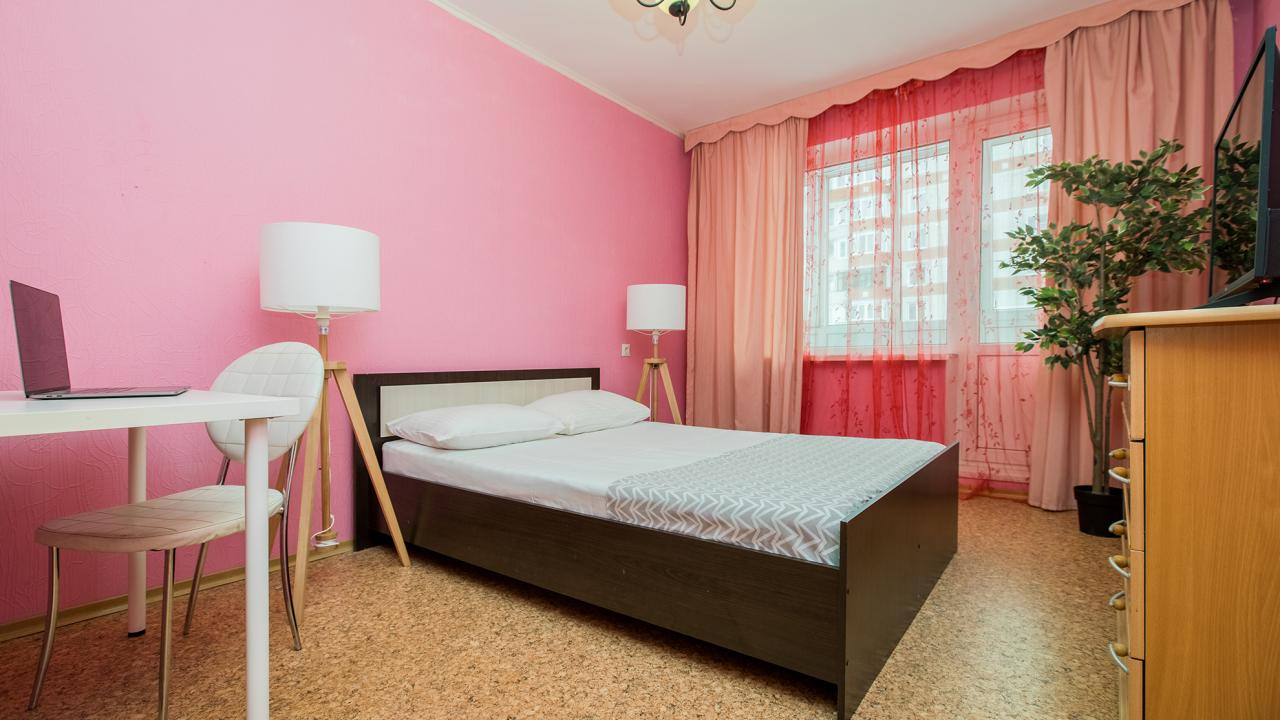 Real photos of HomeHotel on 102A Berezovskaya Street