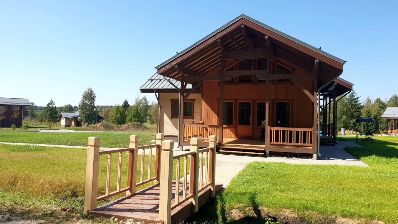 Real photos of Cottage B1 at the recreation center Novosti Park