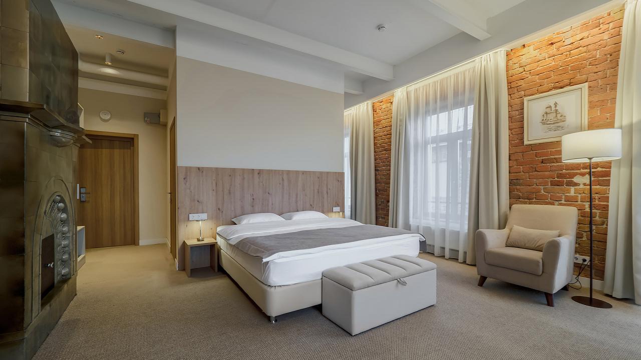 Real photos of The House of Tat