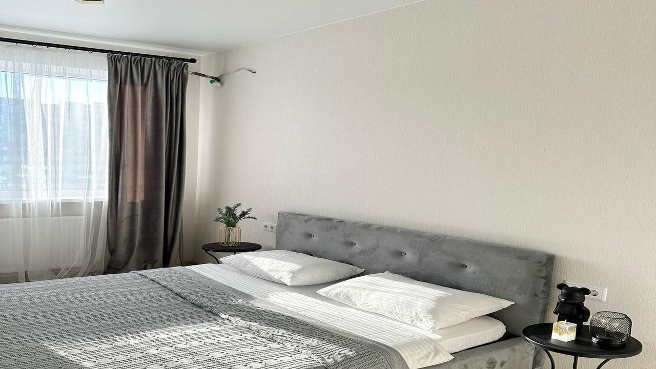 Real photos of 2-room apartment in the city center on 41/53 Mechnikova Street