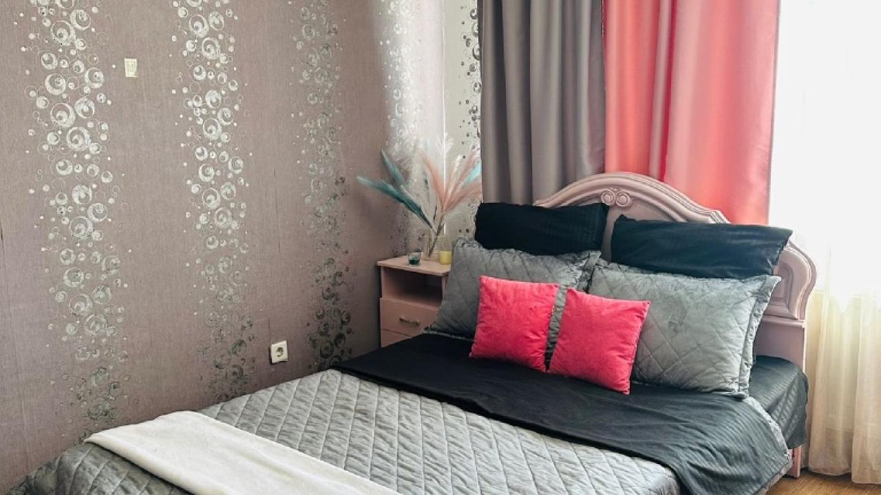 Реальные фото Apartments on 77 Vokzalnaya Street