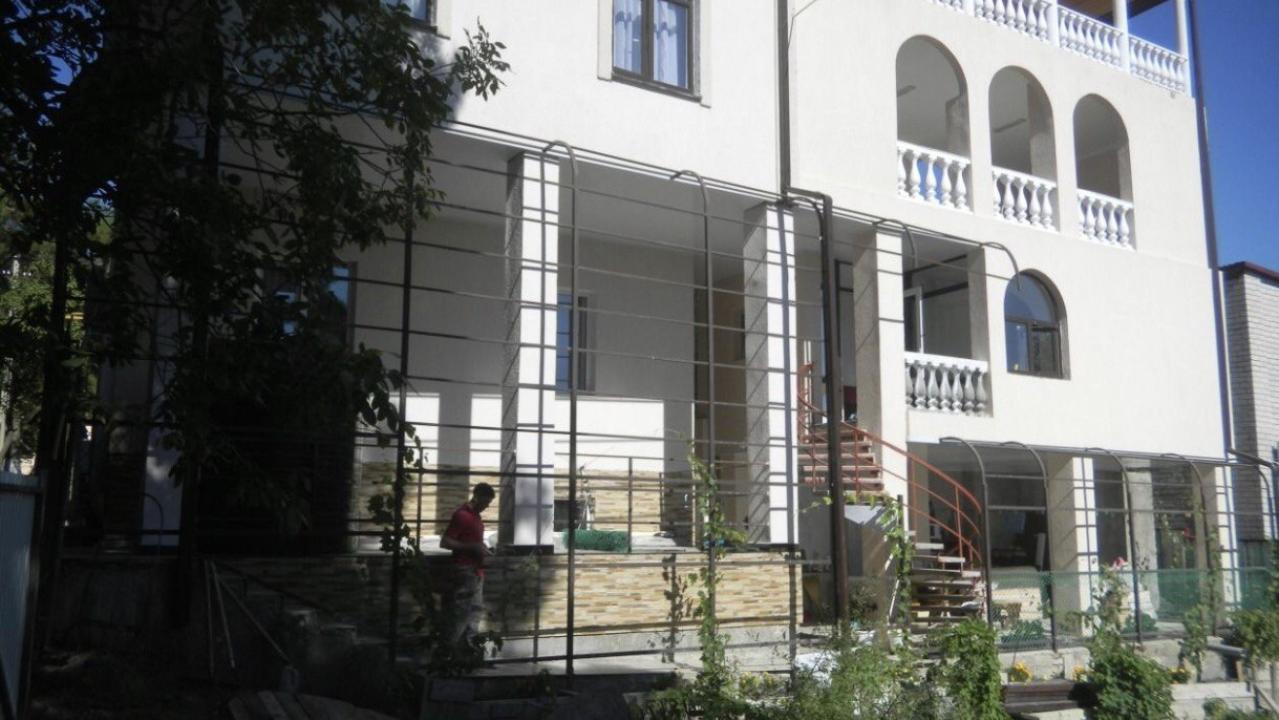Real photos of Guest house on Turgenev