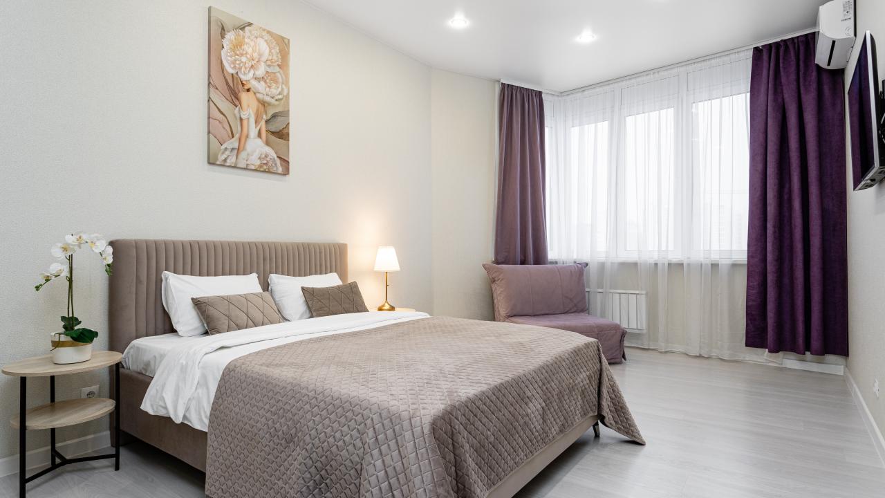 Real photos of Krasroom on Peter Lomak street 16