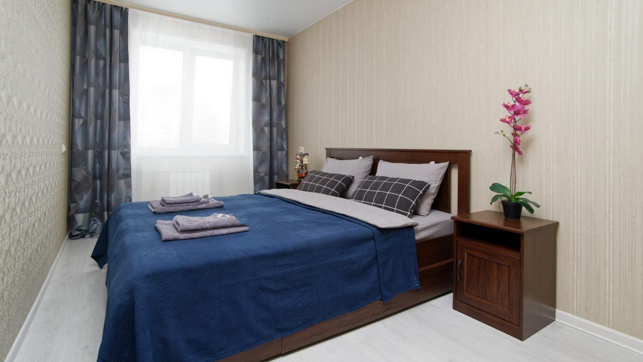Real photos of Stepanenkov Apartments on Sergei Yesenin Street