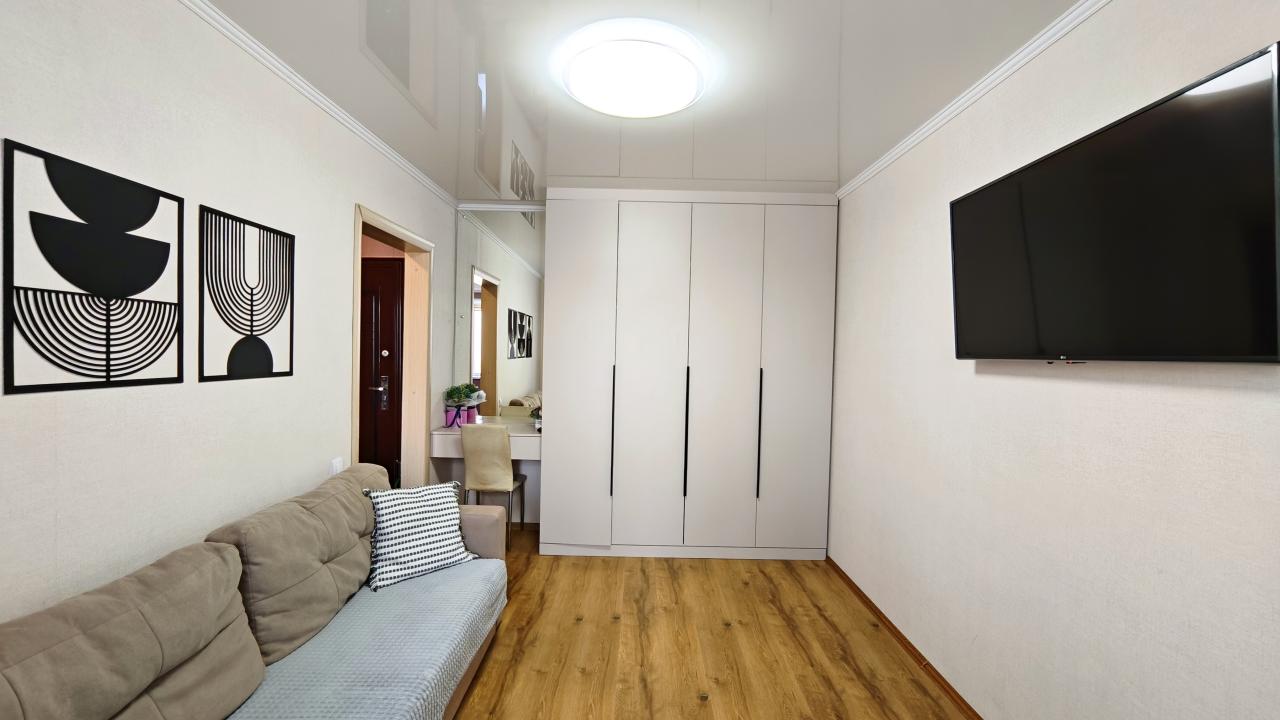 Real photos of Apartments in the 9th microdistrict 22