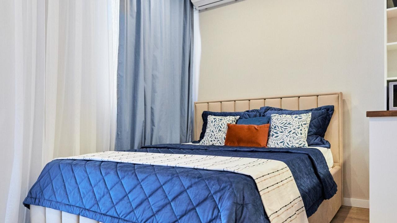 Real photos of Apartments on Sokolov Avenue 68/118Bx2