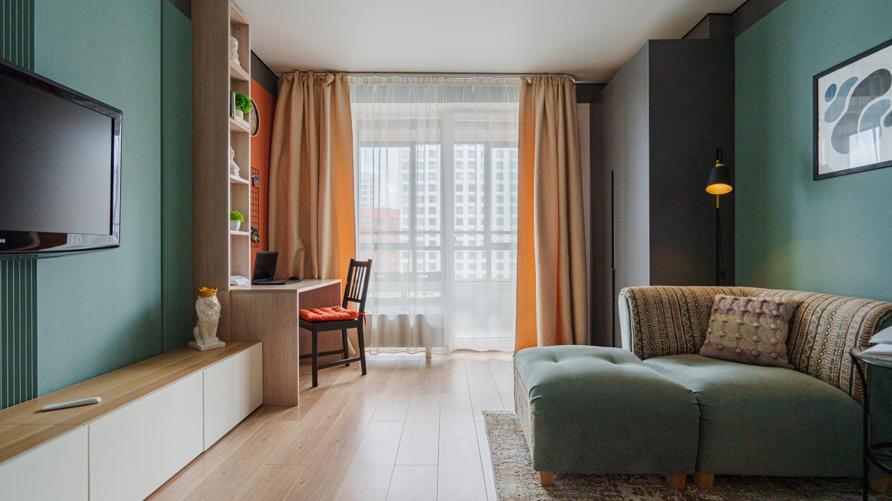Real photos of Comfort class apartments on Polymer Lane 9