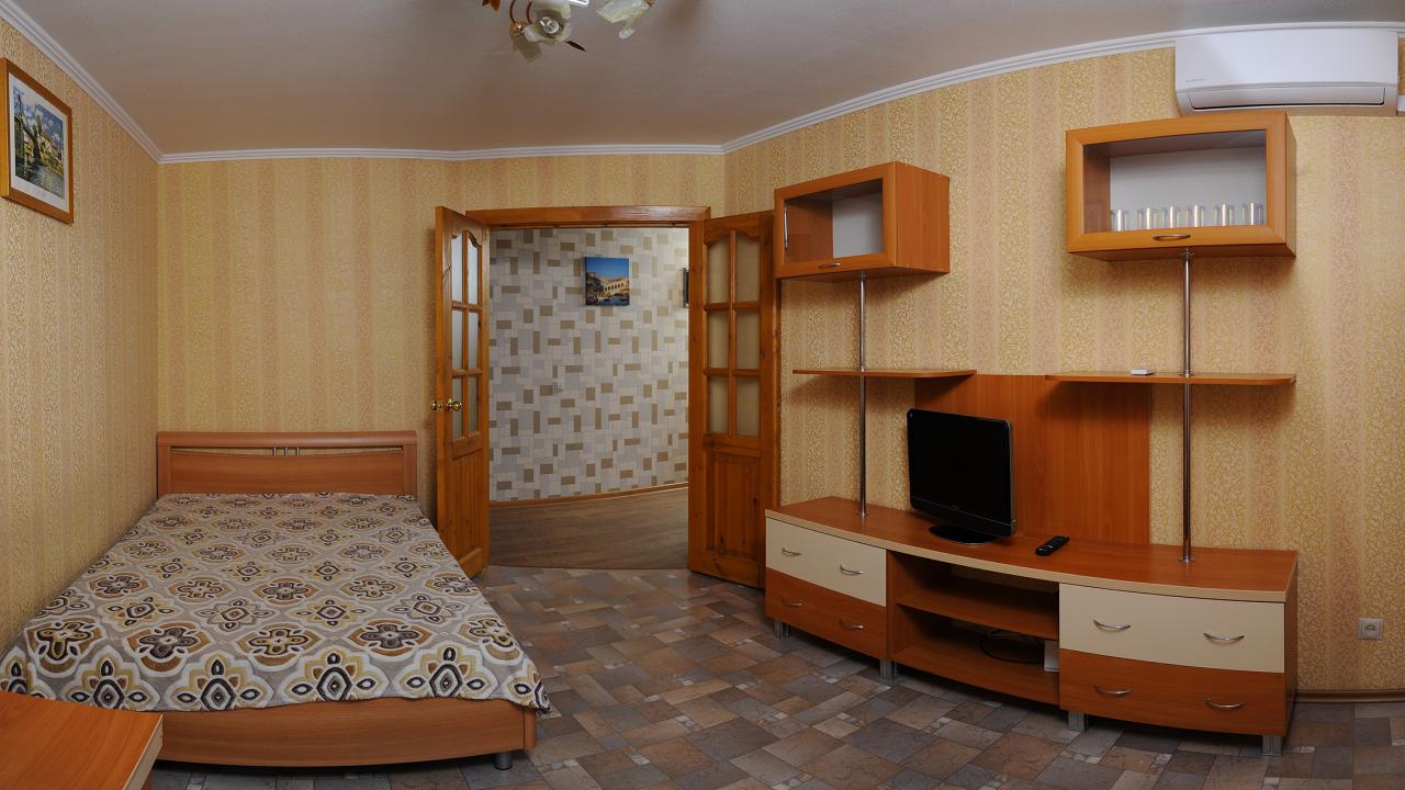 Real photos of Apartments on Karl Marx Avenue 29A