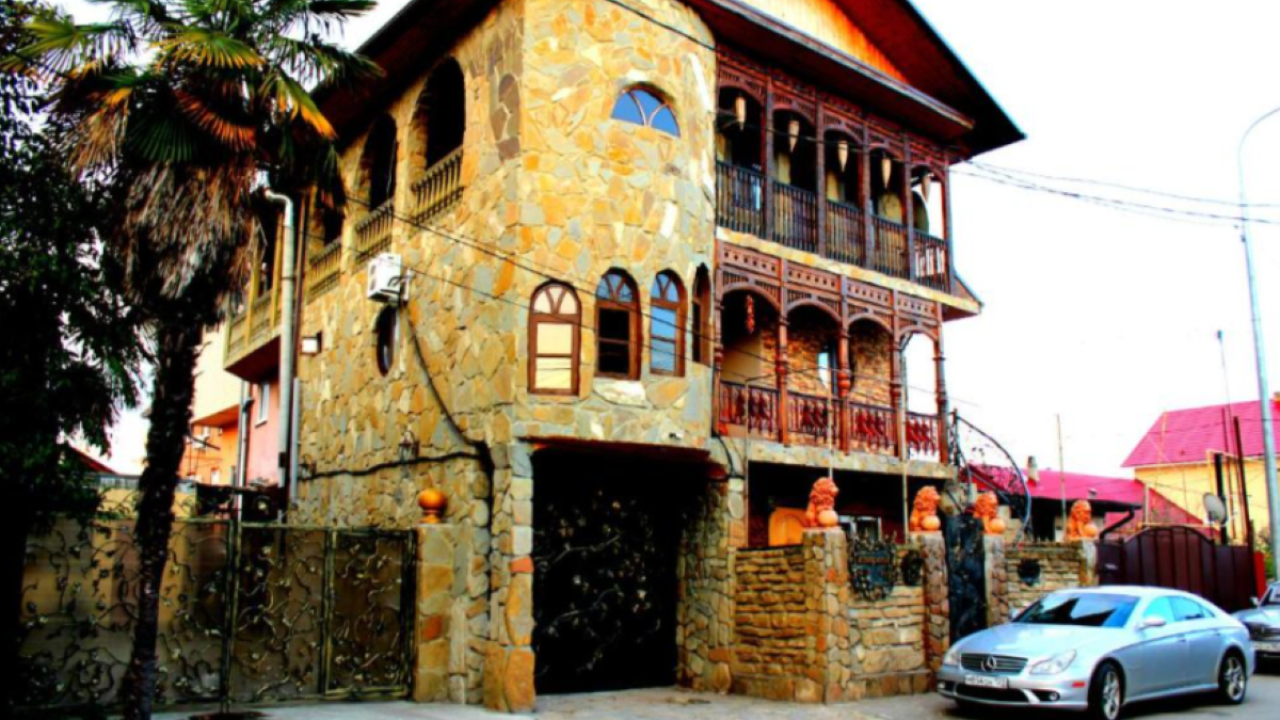 Реальные фото Замок на Жемчужной