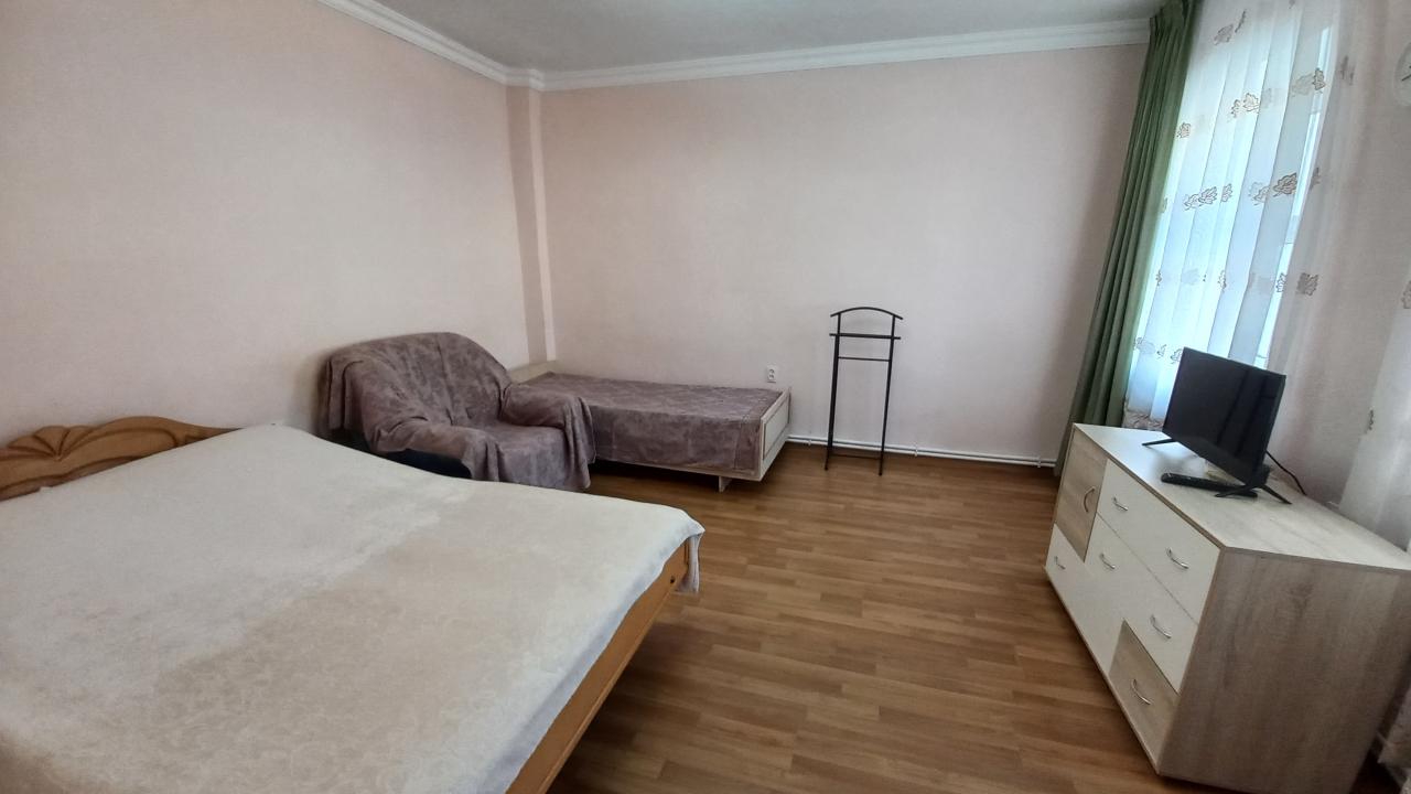 Real photos of Cozy apartment surrounded by a park