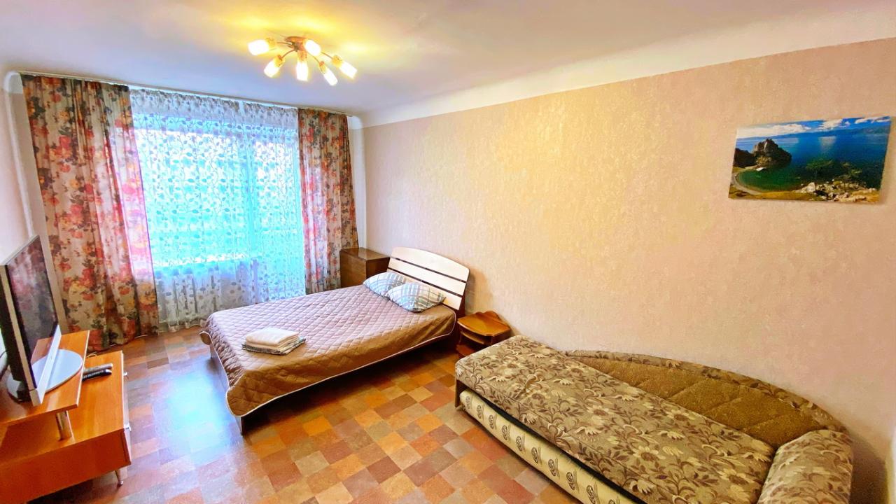 Real photos of Baikal Apartments on 40 Dekabristov Street