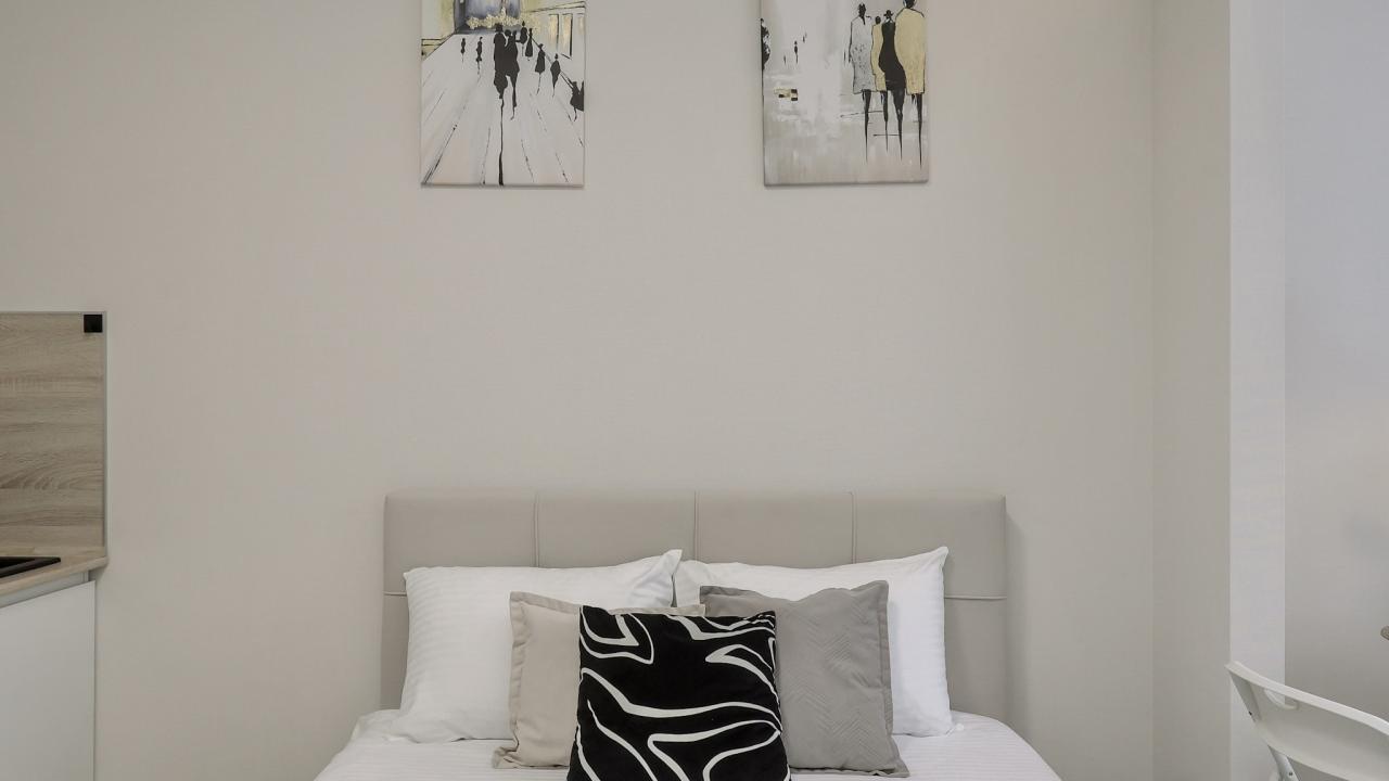 Real photos of Privi House on Karl Marx 304B