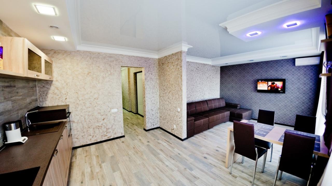Real photos of Apartment from the Home Hotel company at 103 Popova St.