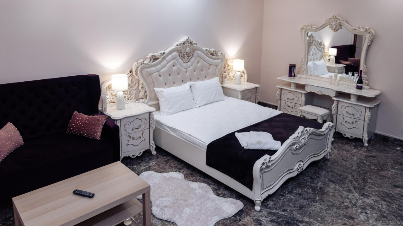 Real photos of Hermes (ex. G-HOTEL )