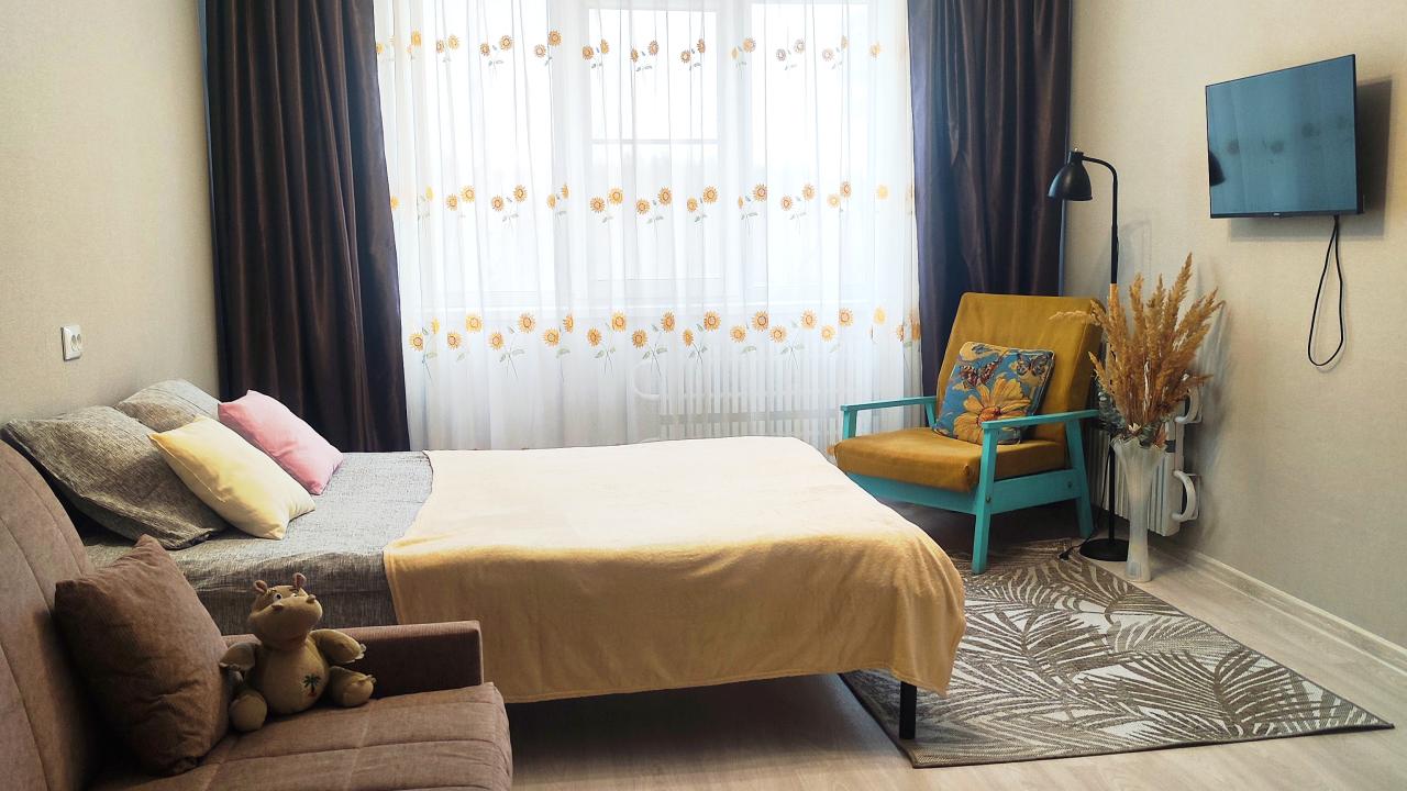 Real photos of 2-room apartment with convenient access to the M4 Don
