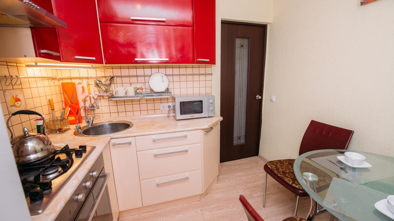 Real photos of Apartments on Zvereva street 37