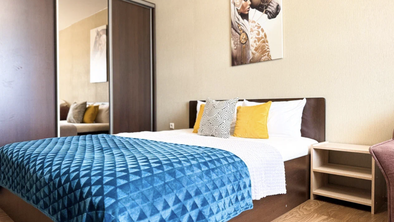 Real photos of Luxury Apartment on Pesha-Streletskaya 100