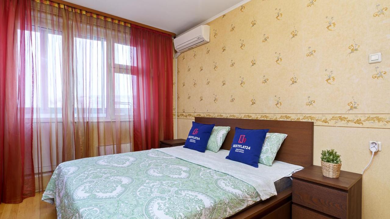 Real photos of BestFlat24 on Snizhnaya Street