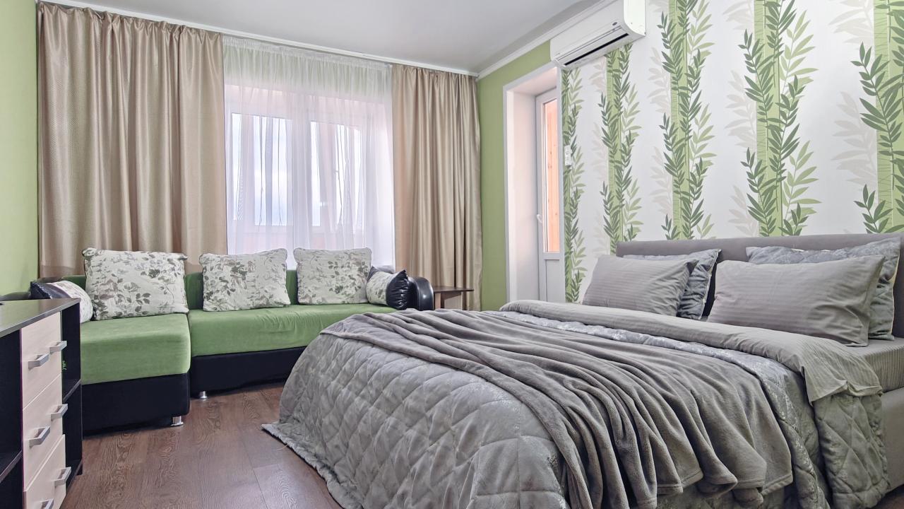 Real photos of 18 Terraces on Hero of Russia Eduard Belan Street