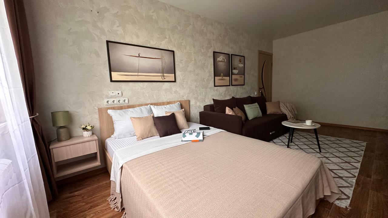 Real photos of Apartment 52 on Busygin Avenue 22
