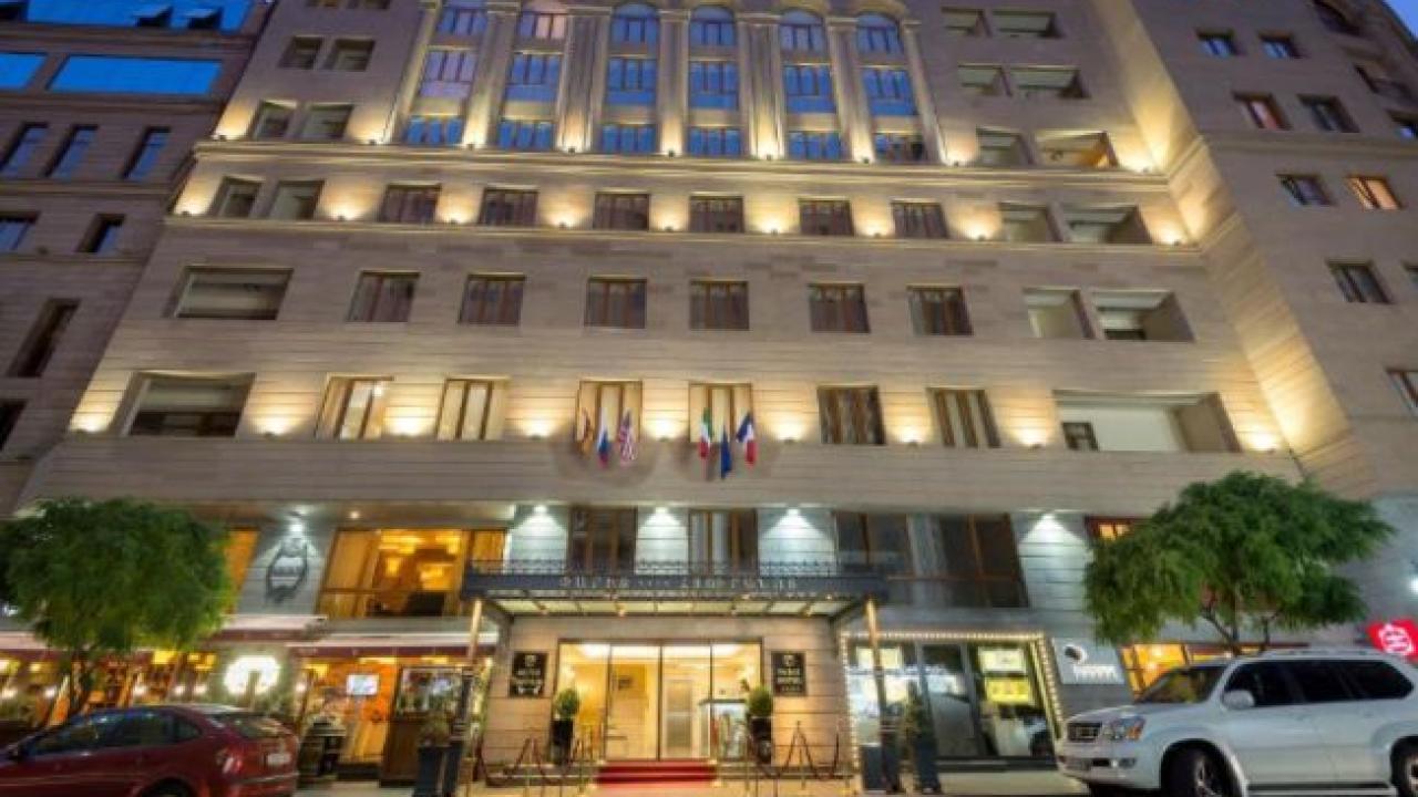 Реальные фото Paris Hotel Yerevan (Париж Ереван)