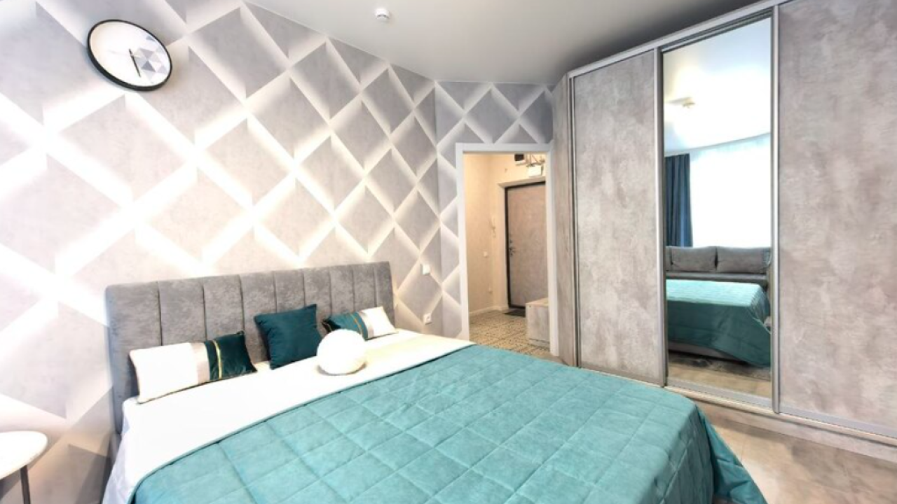 Реальные фото Апартаменты на улице Бориса Слюсаря 23с2  11 этаж