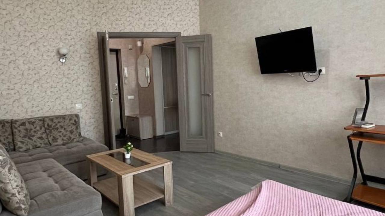 Real photos of Apartments on 15 Karagandinskaya street