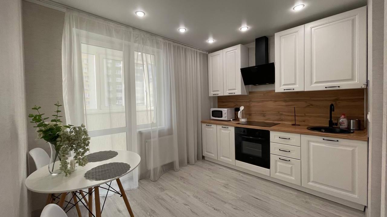 Real photos of Apartment on Revolutsionnaya street, 101G from the company Home Hotel Samara