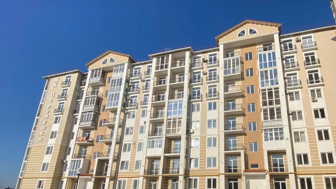 Real photos of KrymskHome on Marshal Zhukov Street 48G