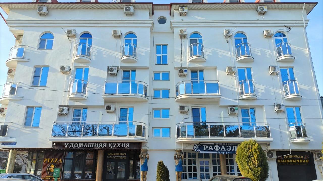 Реальные фото Рафаэль