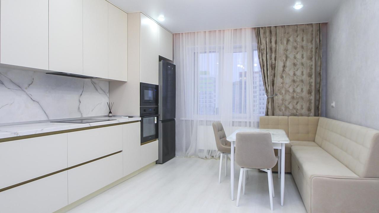 Реальные фото Apartments at 43 Universitetskaya Street