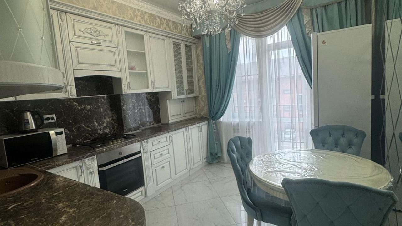 Real photos of KMV apartments on Zheleznovodskaya Street