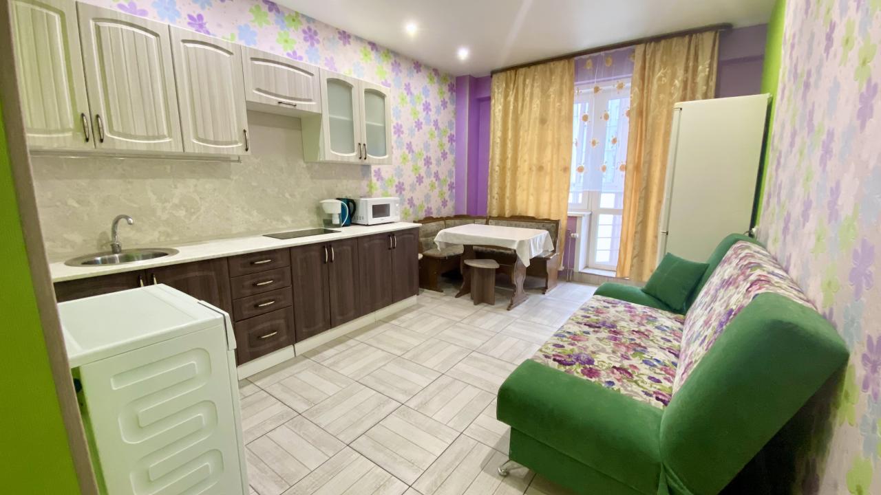 Real photos of 1-room apartment 22 Shilova St.