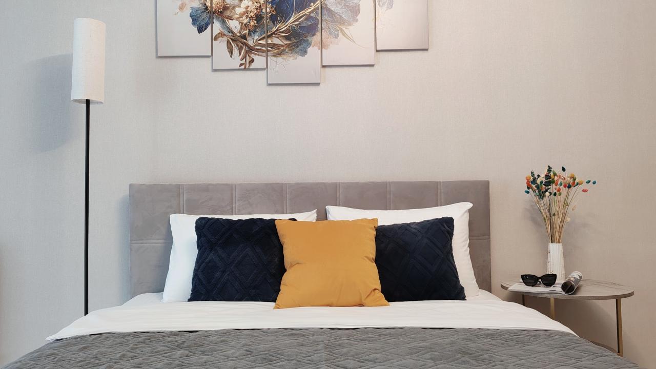 Real photos of A spacious Euro room with a sofa in the kitchen