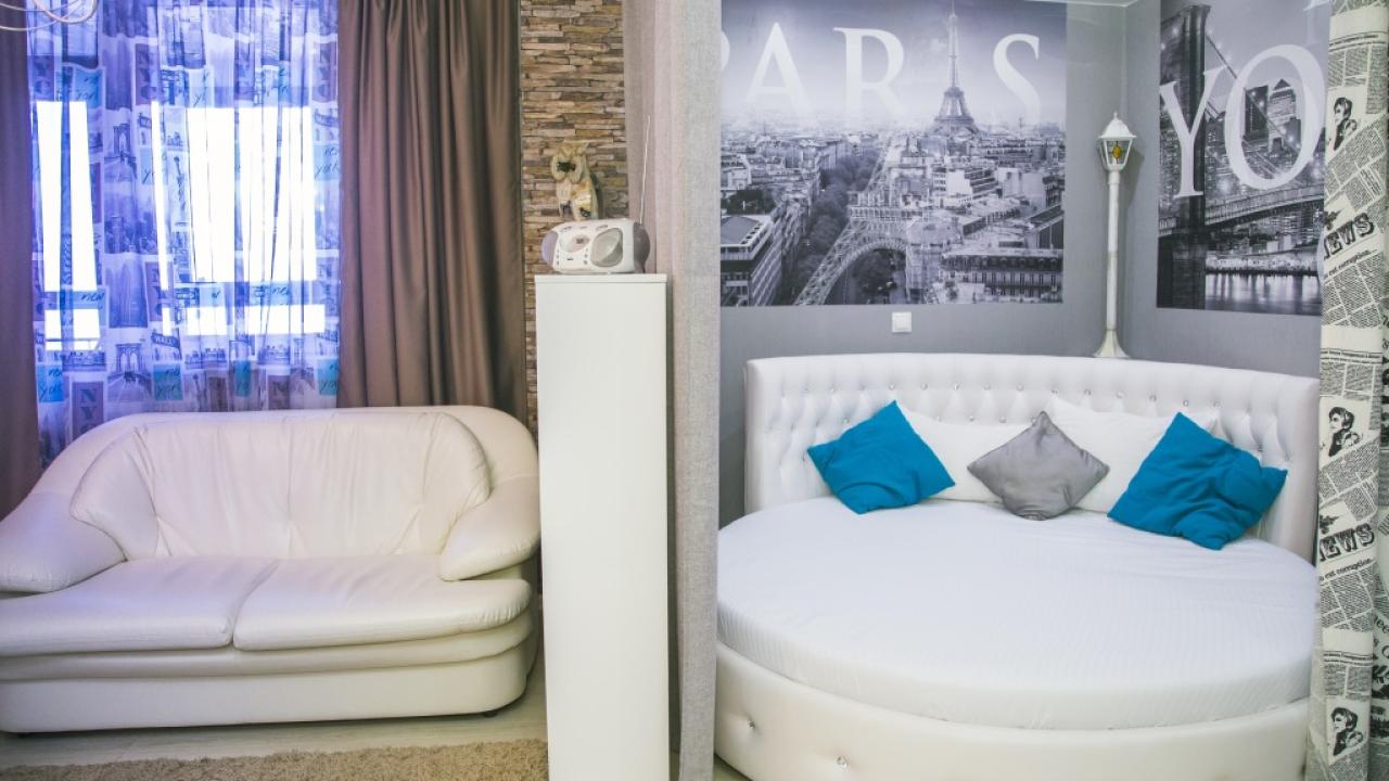 Real photos of Apartments on Aviatorov street 38