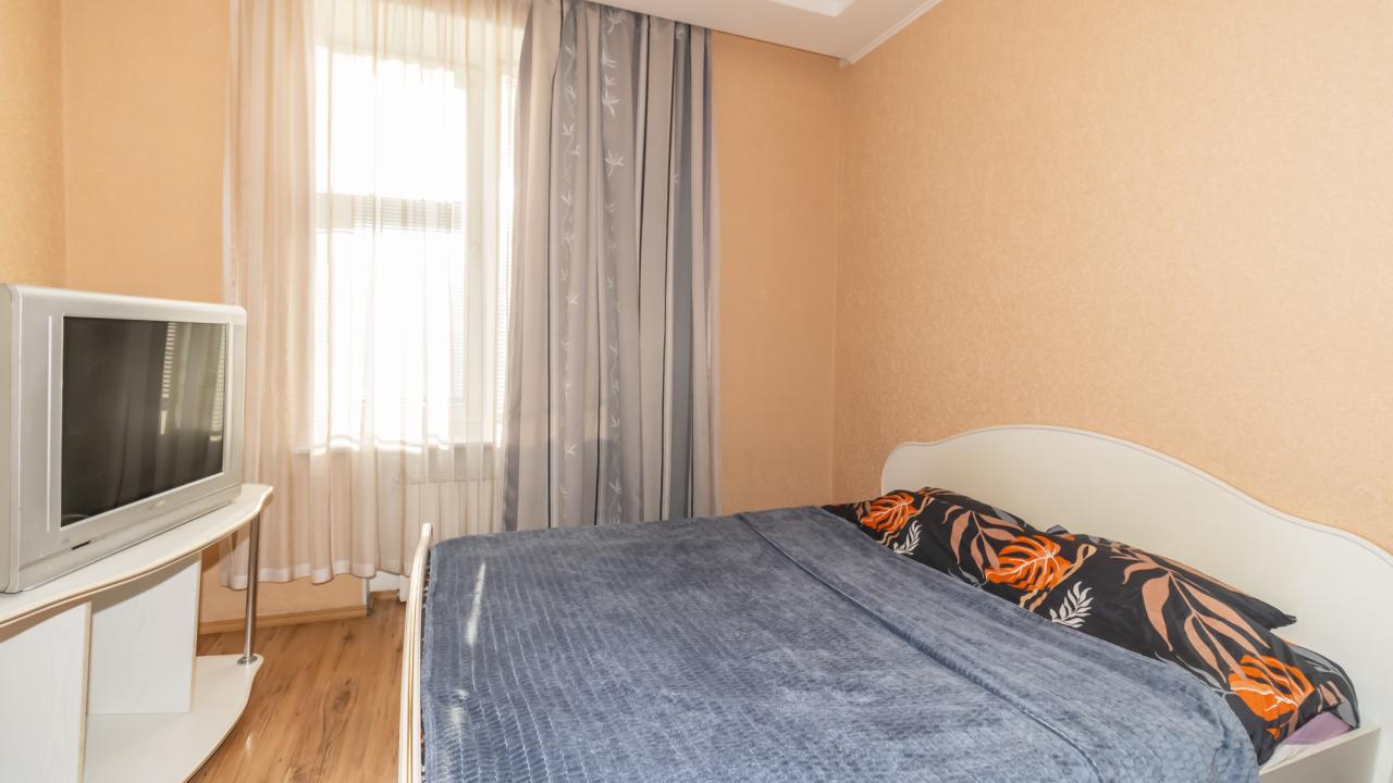 Real photos of ApartDay on Timiryazev street 28