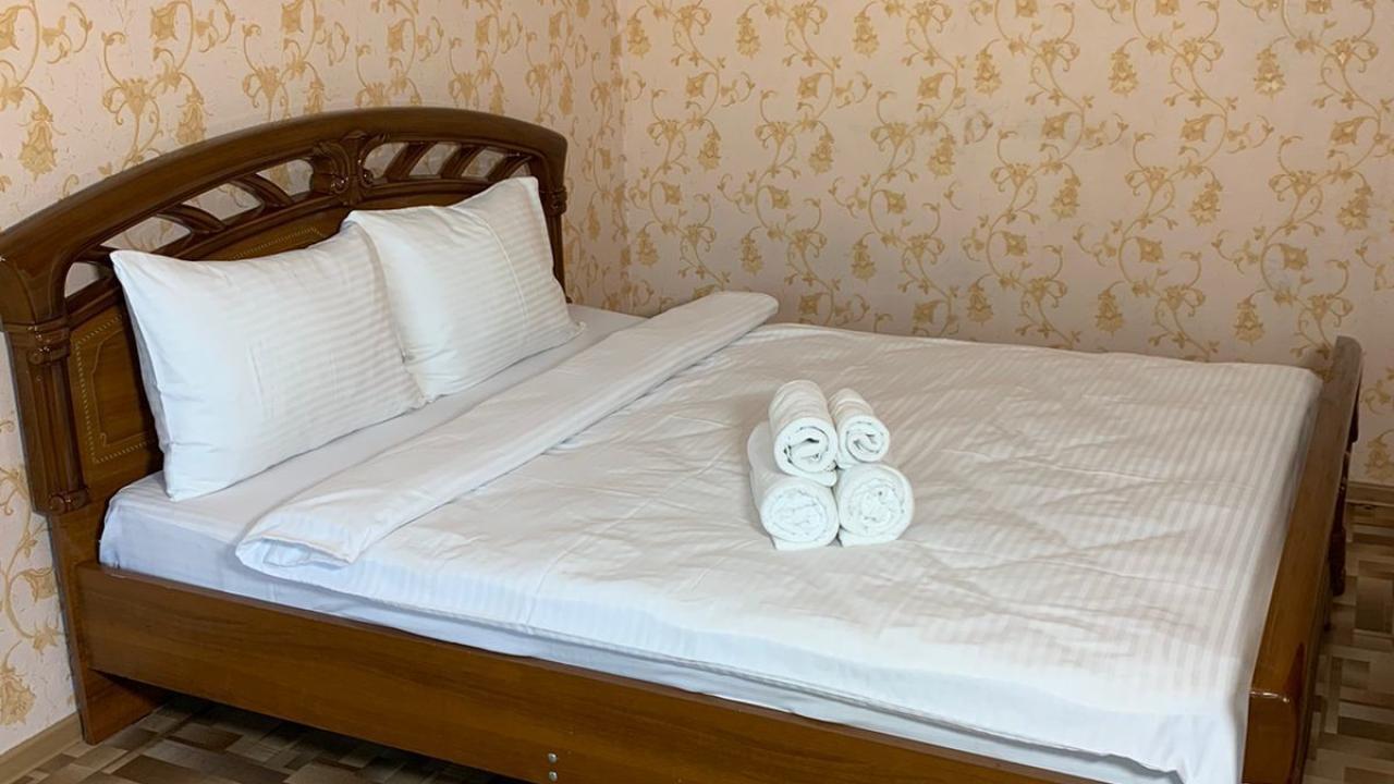 Реальные фото Home Hotel (Хоум Отель) на Институтской 7