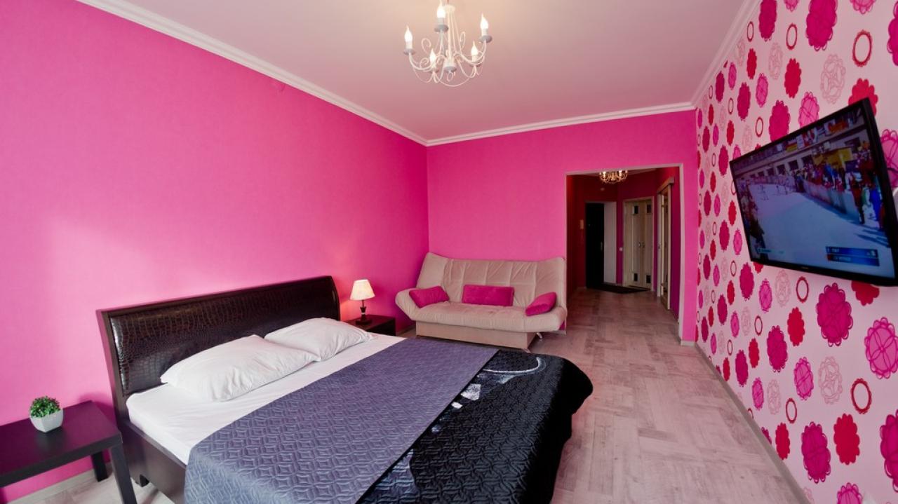 Real photos of Apartment from the company Home Hotel on Donetsk, 2/1