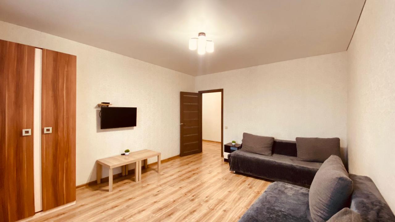 Real photos of Apartment Level on North-West street 14