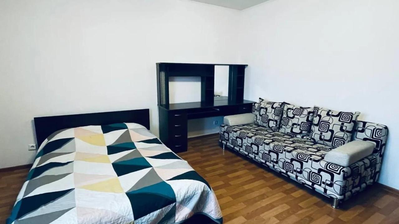 Real photos of Ap'hotel butterfly on Sevastopolskaya street