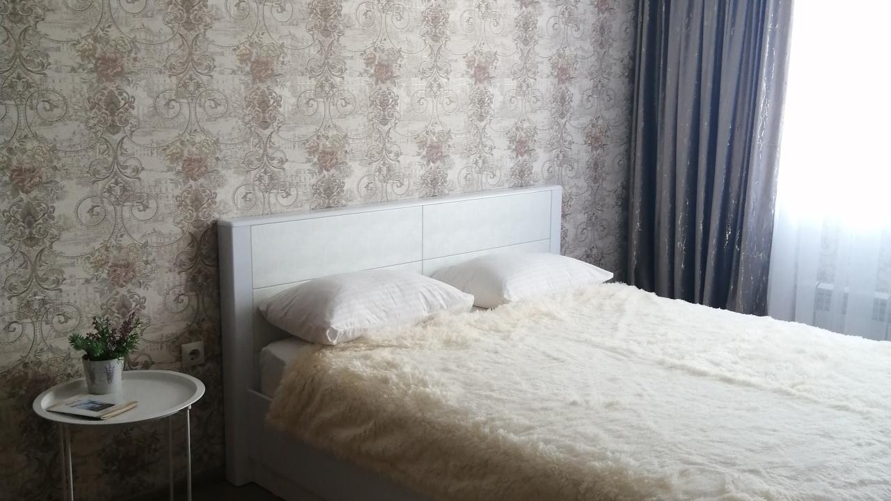 Real photos of Lux Apartments on Komsomolskaya Street