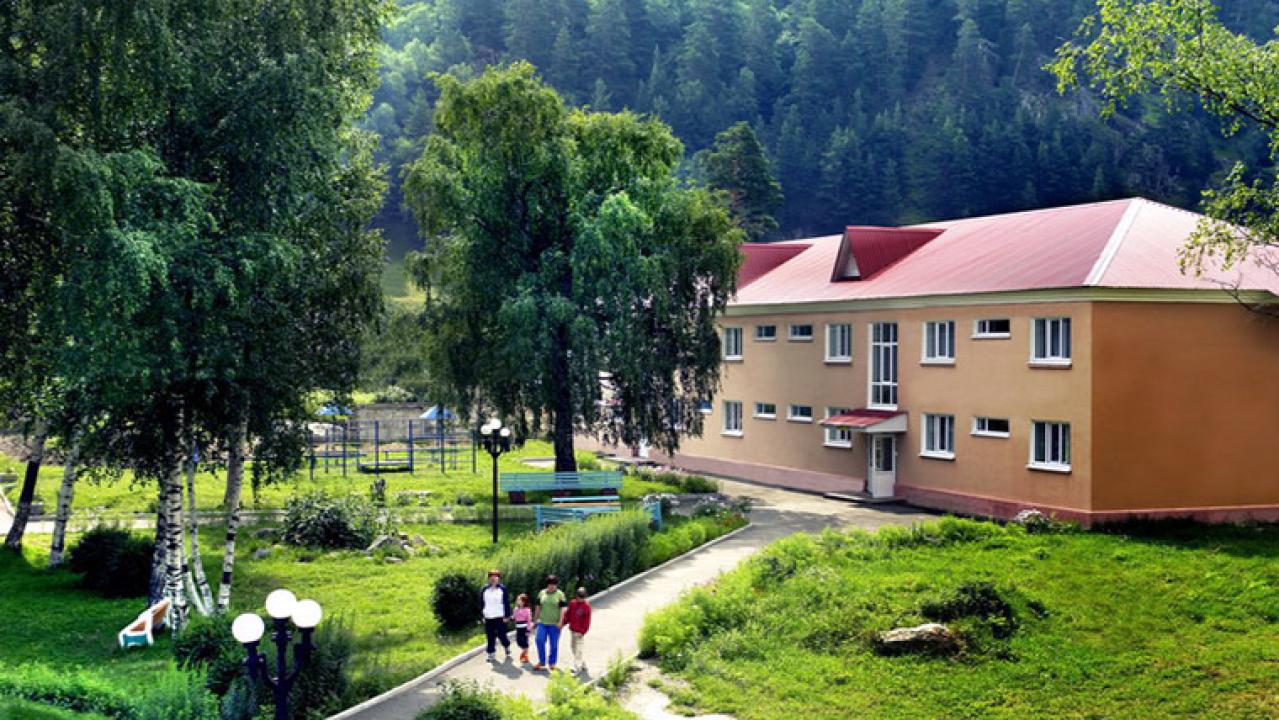 Real photos of Narat