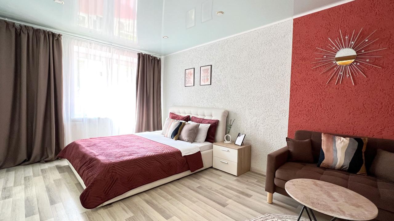 Real photos of Kravts Group on Mervinskaya street 25
