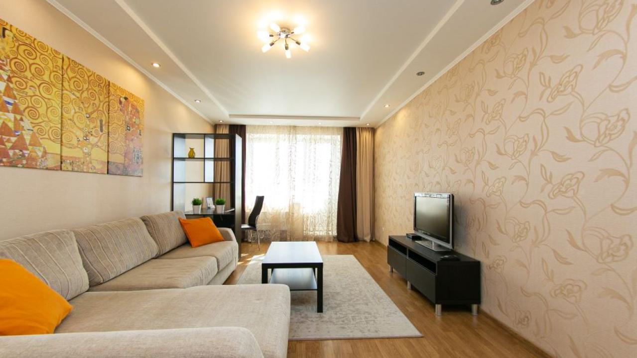 Real photos of Good night on Sibirskaya street 56