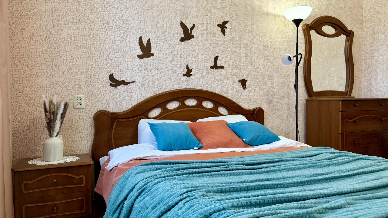 Реальные фото Your Home (Йо Хоум) на улице Лебедева