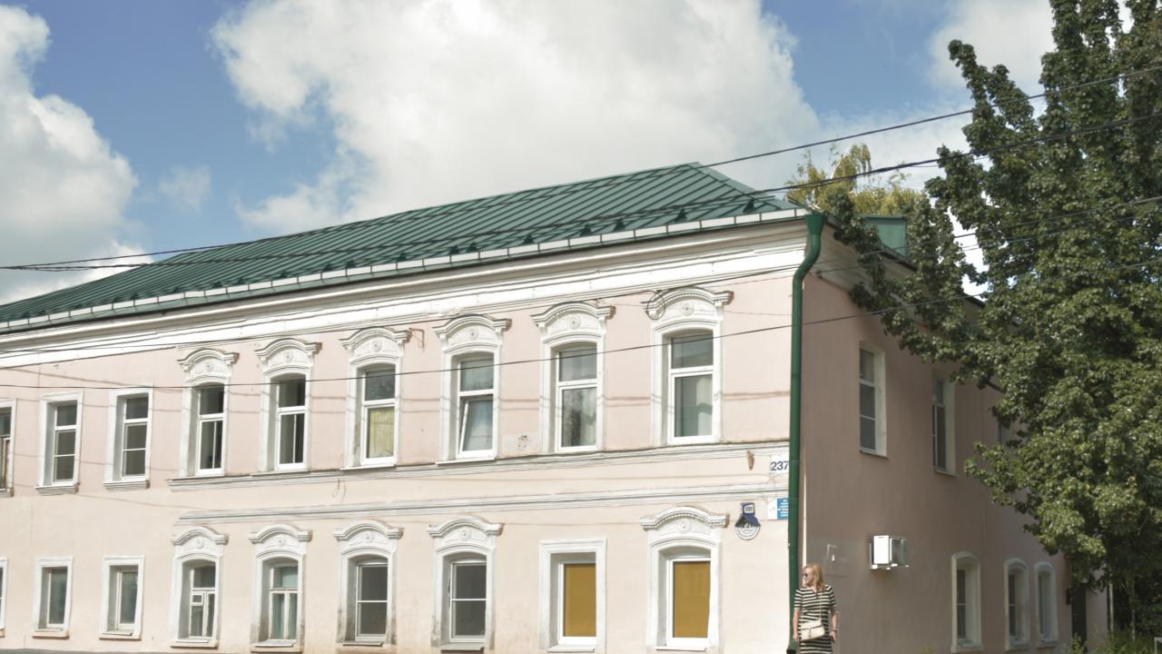 Real photos of Apartment House with a soul on October Revolution street 237
